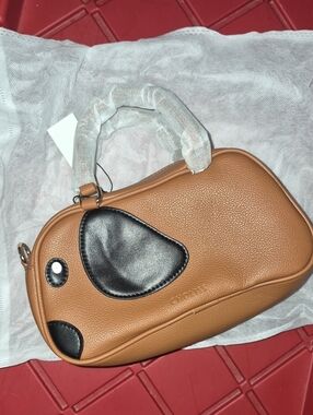Women's Tan Pebbled Leather Top-Handle Bag with Puppy Dog Face Nwt.